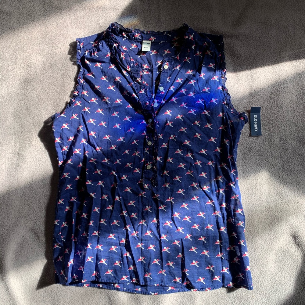 NWT navy bird-print sleeveless blouse